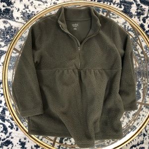 Cozy maternity fleece